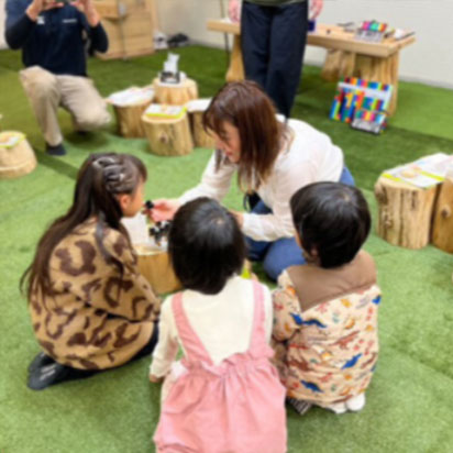 初ねえねえ、なんのにおいなの？